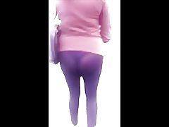 Formidabel milf hyggelig ser gjennom ass